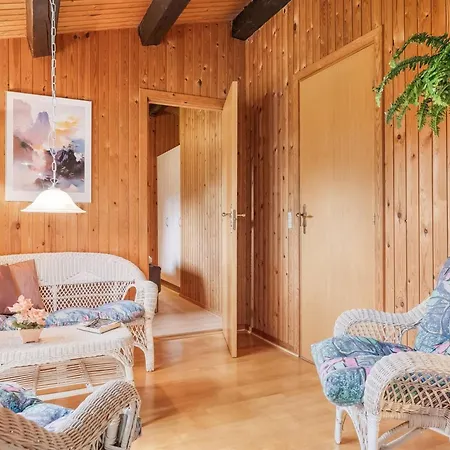 Engelbertine - 800m To The Fjord By Interhome